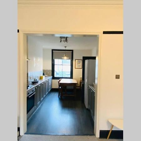 Beautiful First Floor Apartment In St Leonards ภายนอก รูปภาพ