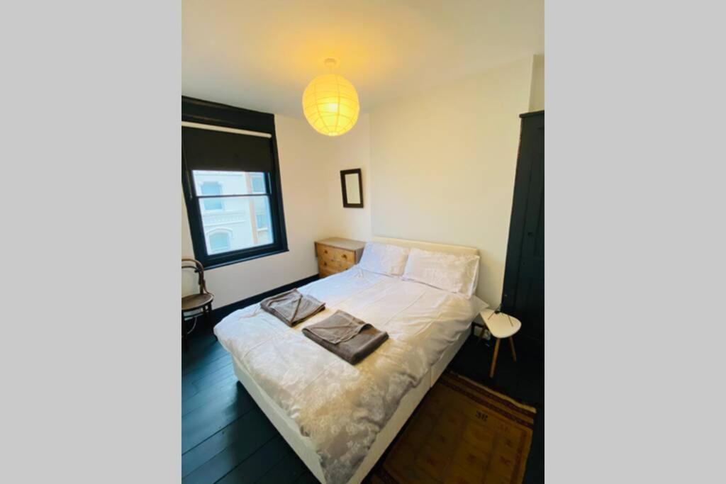 Beautiful First Floor Apartment In St Leonards ภายนอก รูปภาพ