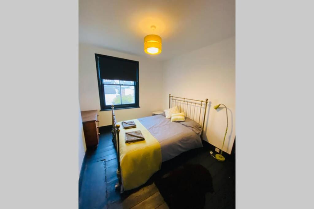 Beautiful First Floor Apartment In St Leonards ภายนอก รูปภาพ