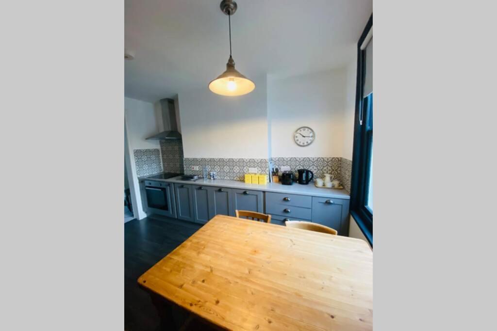 Beautiful First Floor Apartment In St Leonards ภายนอก รูปภาพ